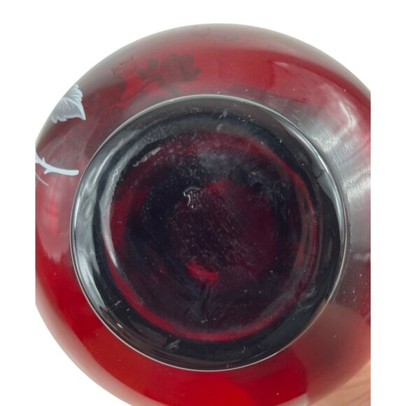 Vintage Anchor Hocking Ruby Red Glass Vase Ruffled Rim & Etched Floral Design - Picture 8 of 13